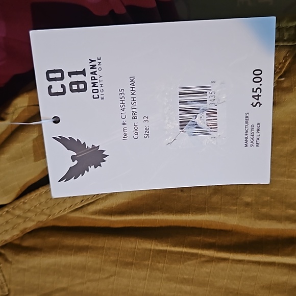 Shorts - Picture 6 of 8